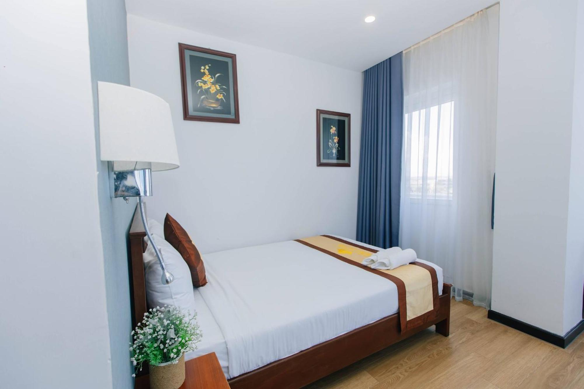 Cali Hotel Quy Nhon Exterior photo